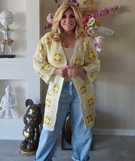 Mandy crochet vest geel